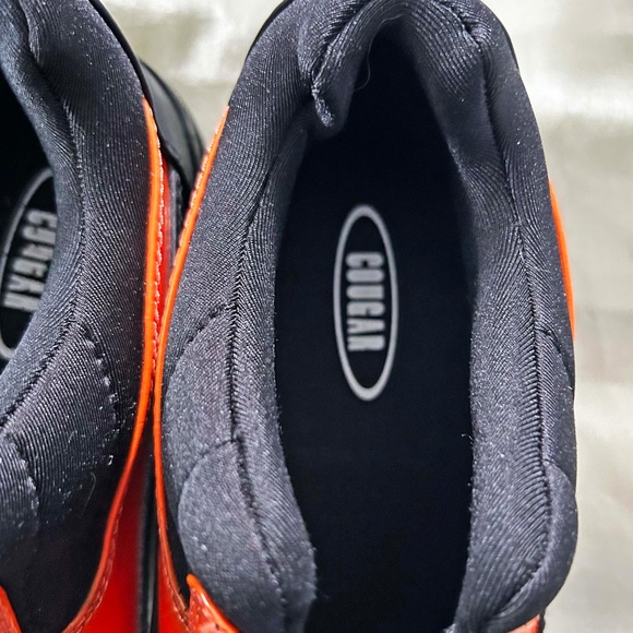 RAIN SHOES, RUBBER, LADIES SZ 8, WATERPROOF, ZIPPERS ON VAMP, ORANGE AND BLACK, - Picture 8 of 13